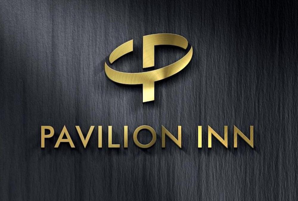 Pavilion Inn - Interior