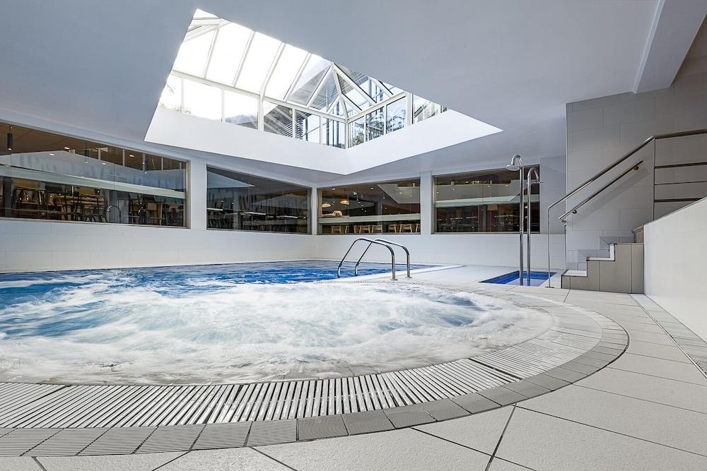 Hotel Oceania Paris Porte de Versailles - Indoor Pool