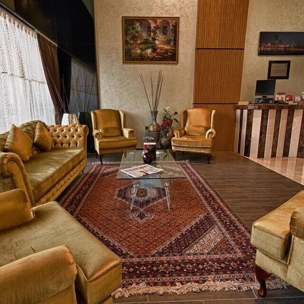 Al Sheraa hotel Apartments - Lobby Sitting Area