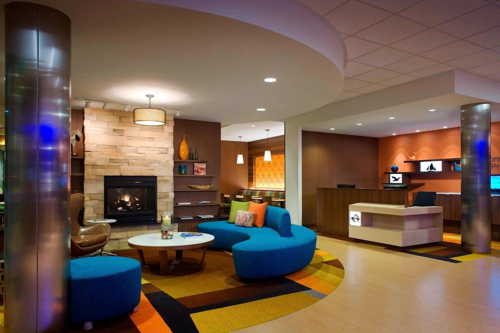 Fairfield Inn & Suites Tustin Orange County - Lobby Lounge