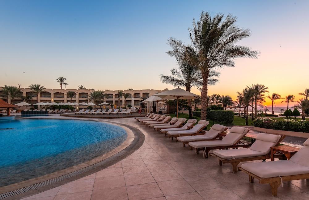 Cleopatra Luxury Resort Sharm El Sheikh - Outdoor Pool