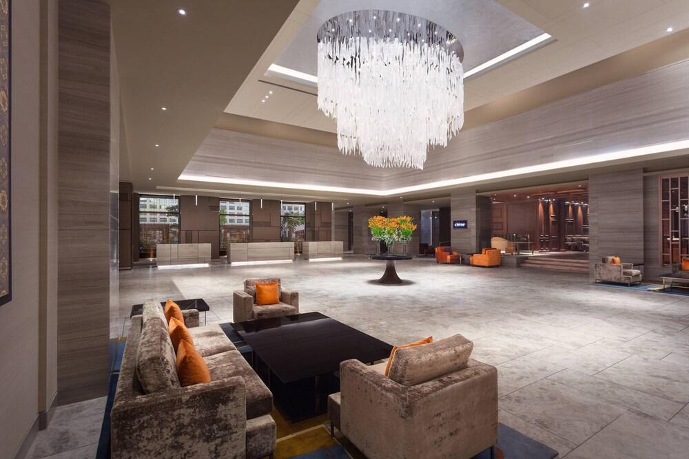 Sheraton Grand Bengaluru Whitefield - Lobby Lounge