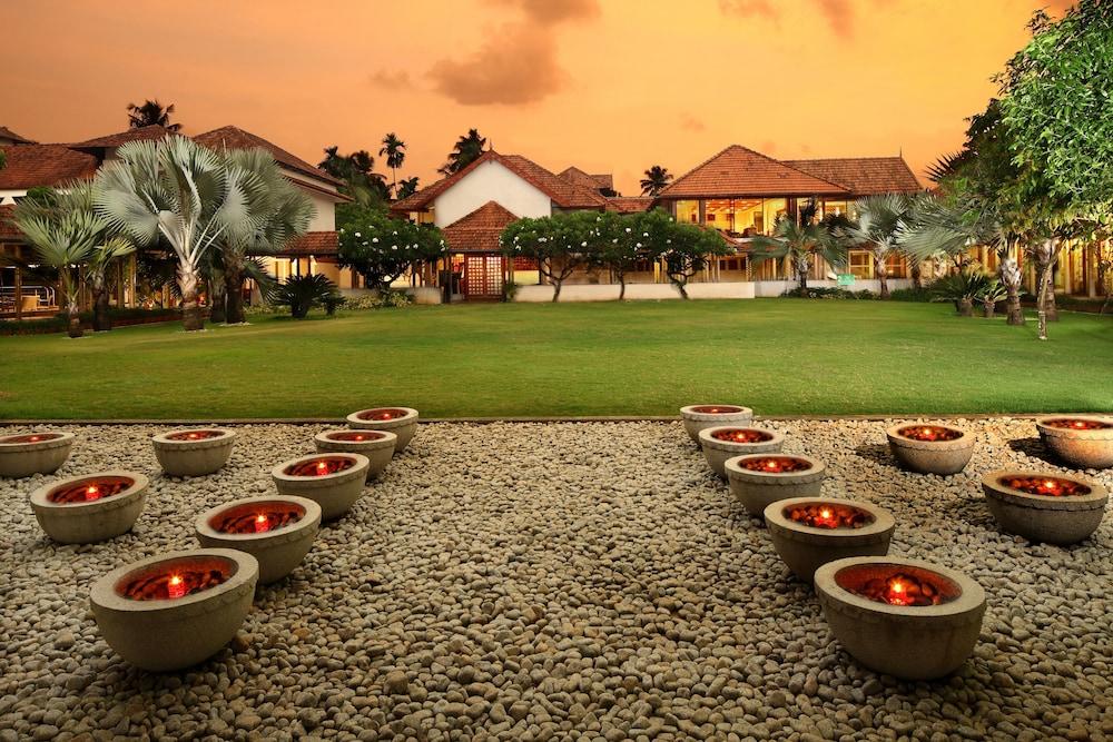 Ramada Resort by Wyndham Kochi - Property Grounds