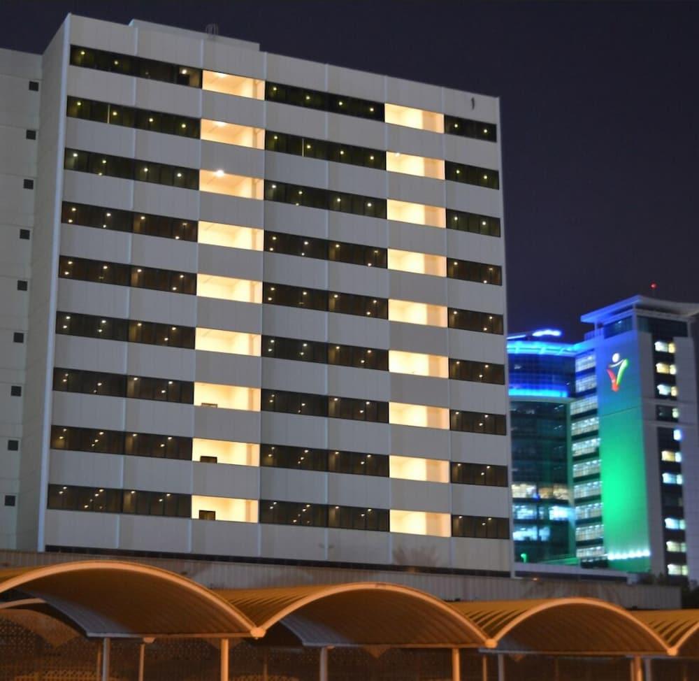 فندق برج الرقعي - Featured Image