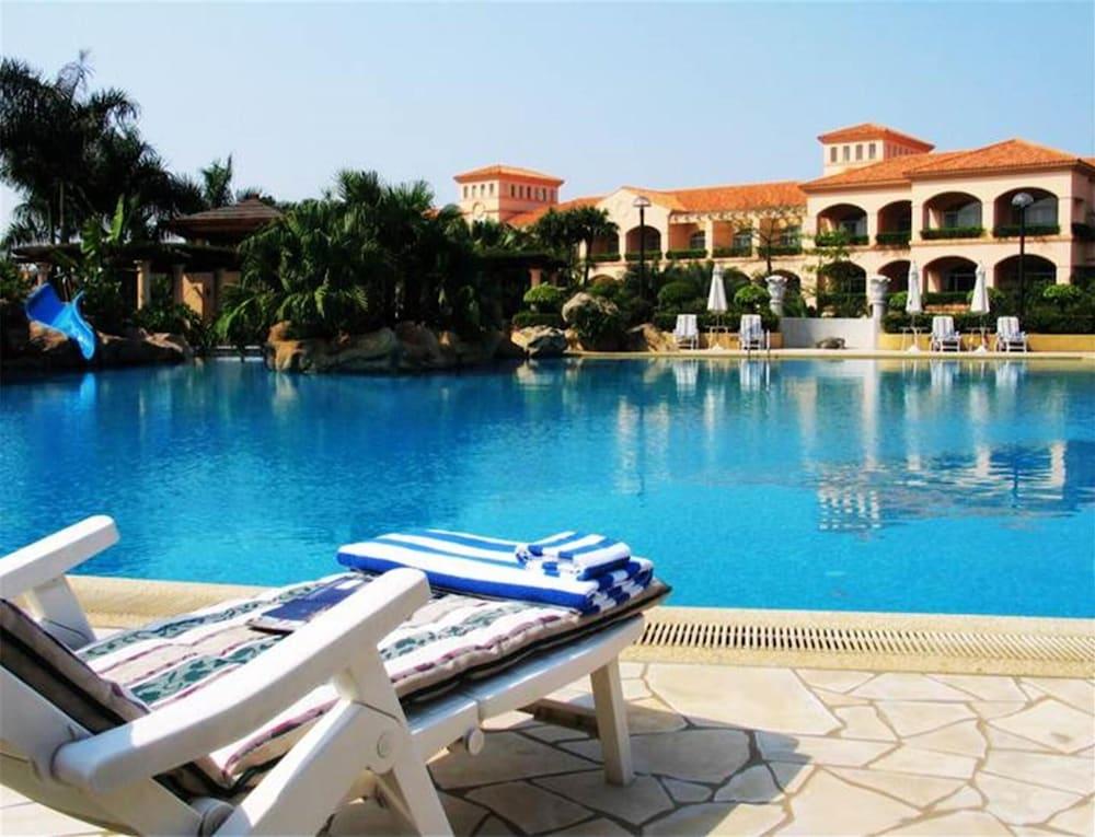Hillview Golf Hotel - Pool
