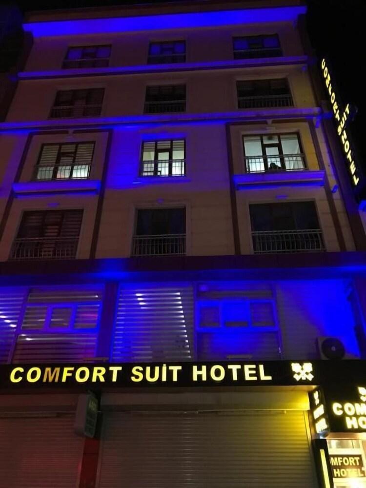 Comfort Suite Hotel - Exterior