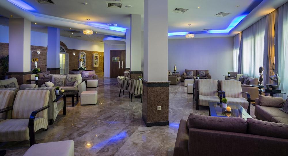 Pavlo Napa Beach Hotel - Lobby Sitting Area