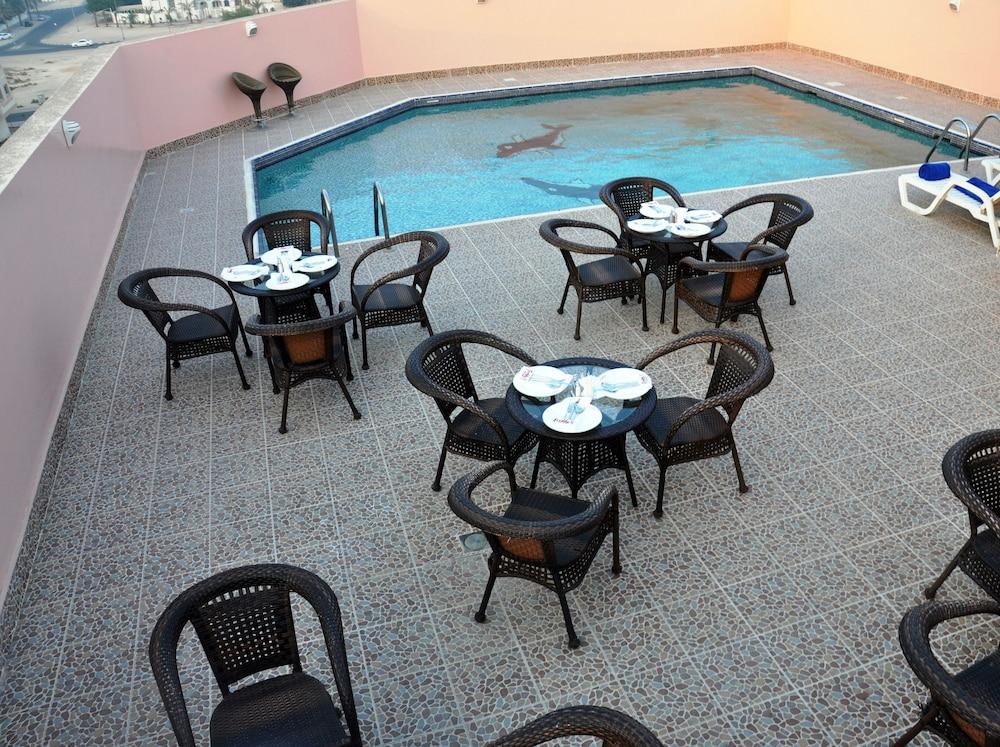 Fortune Plaza Hotel - Pool