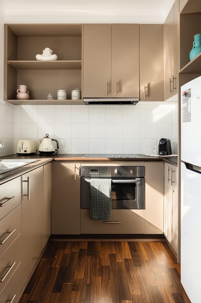 MAC South Yarra by Melbourne Apartment Collection - Private kitchen