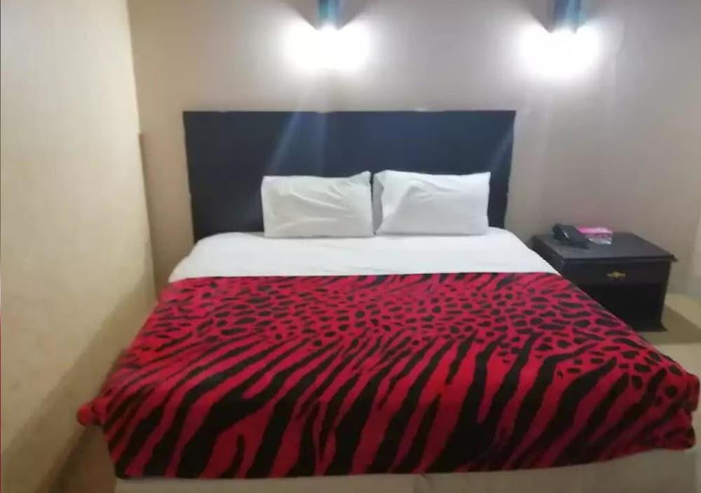 Al Oroba Hotel - Room