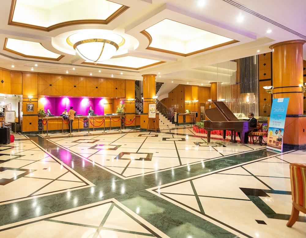 The Orchid Hotel Mumbai Vile Parle - Reception