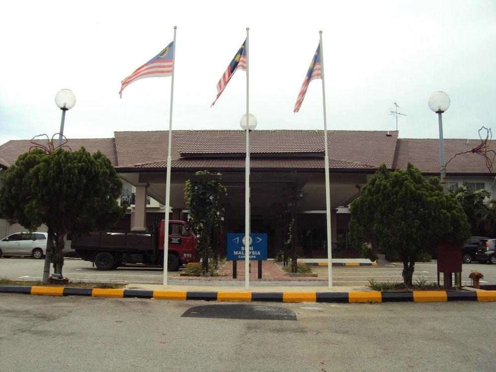 Hotel Seri Malaysia Port Dickson - Exterior