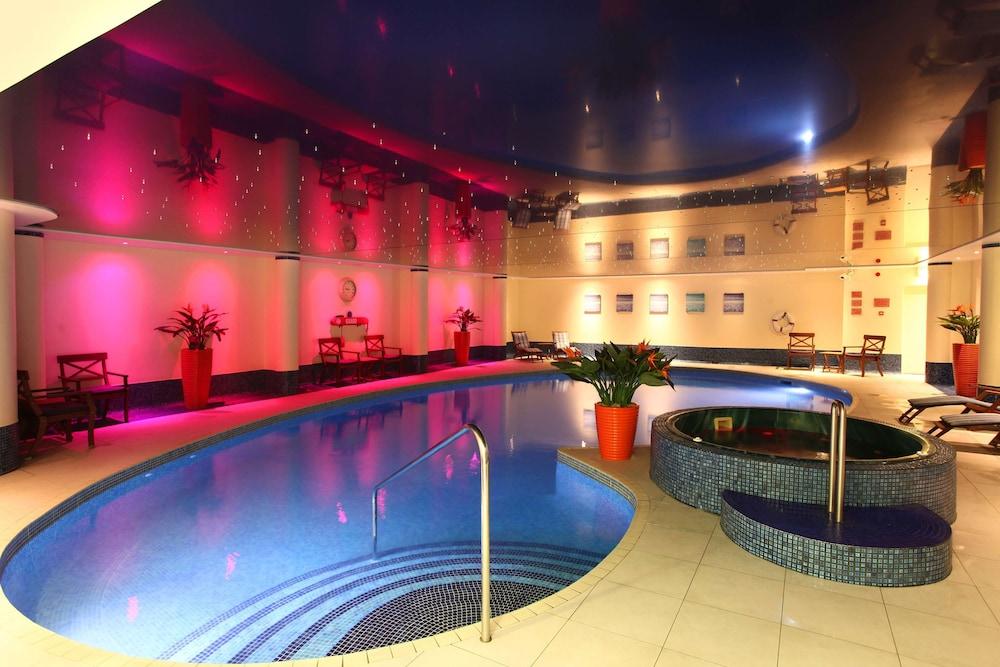 Best Western Premier Heronston Hotel & Spa - Indoor Pool
