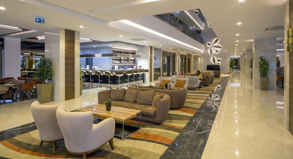 Side Sunport Hotel & Spa - All Inclusive - Lobby Sitting Area