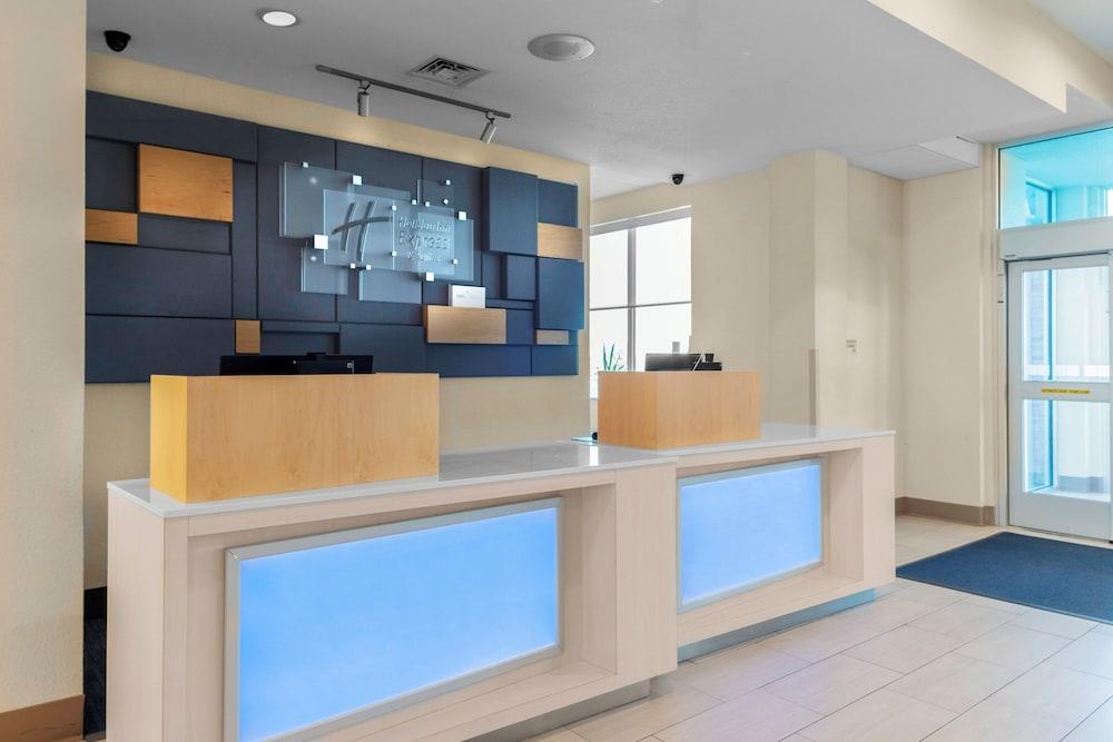Holiday Inn Express & Suites Leander, an IHG Hotel - Featured Image