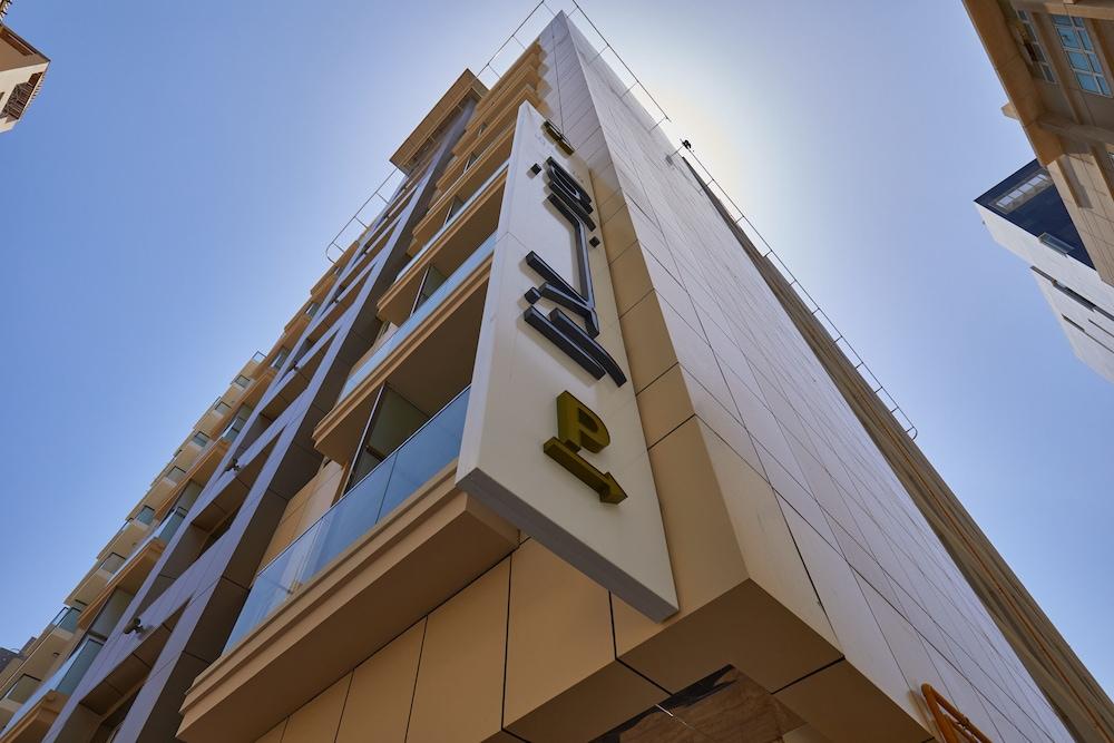 Rose Plaza Hotel Al Barsha - null