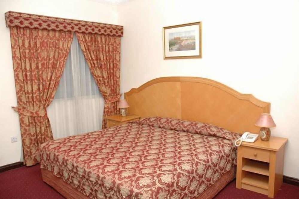 Nuzha Hotel Apartments - Room