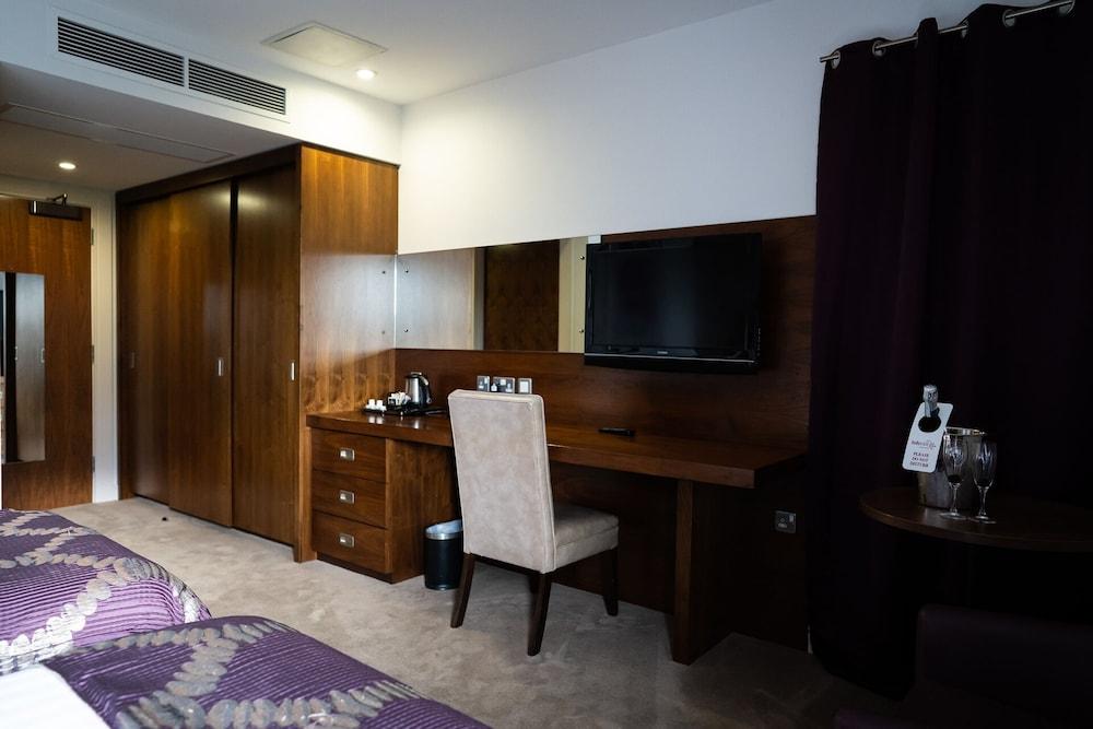 Ballyrobin Hotel - Room