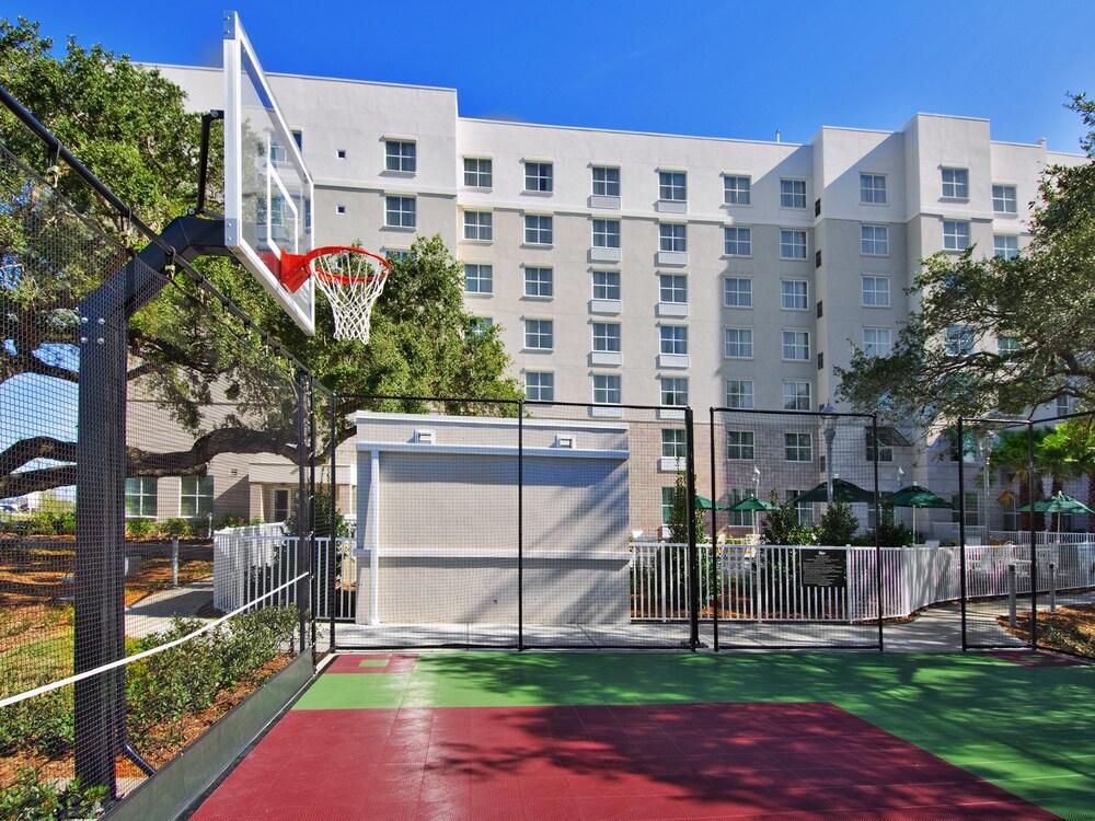 Homewood Suites Tampa Airport - Basketball Court