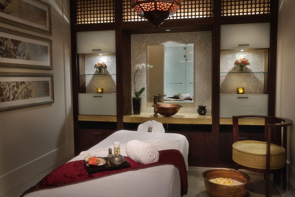 The Ritz-Carlton, Dubai - Spa Treatment
