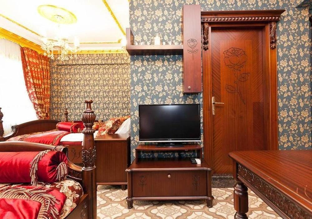The First Ottoman Apartments - Room