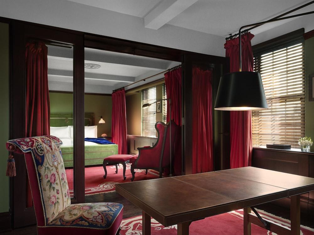 Gramercy Park Hotel - Room