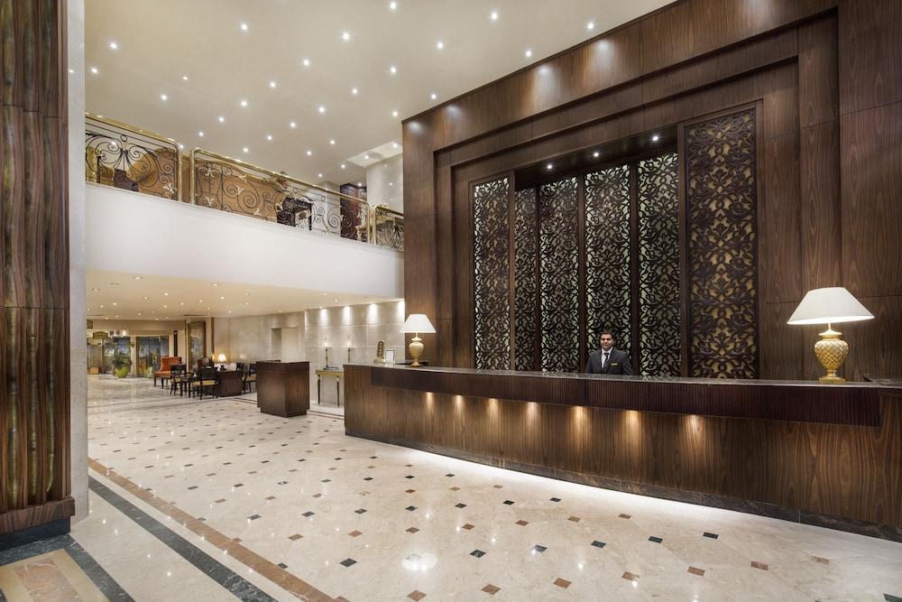 Pyramisa Suites Hotel Cairo - Lobby