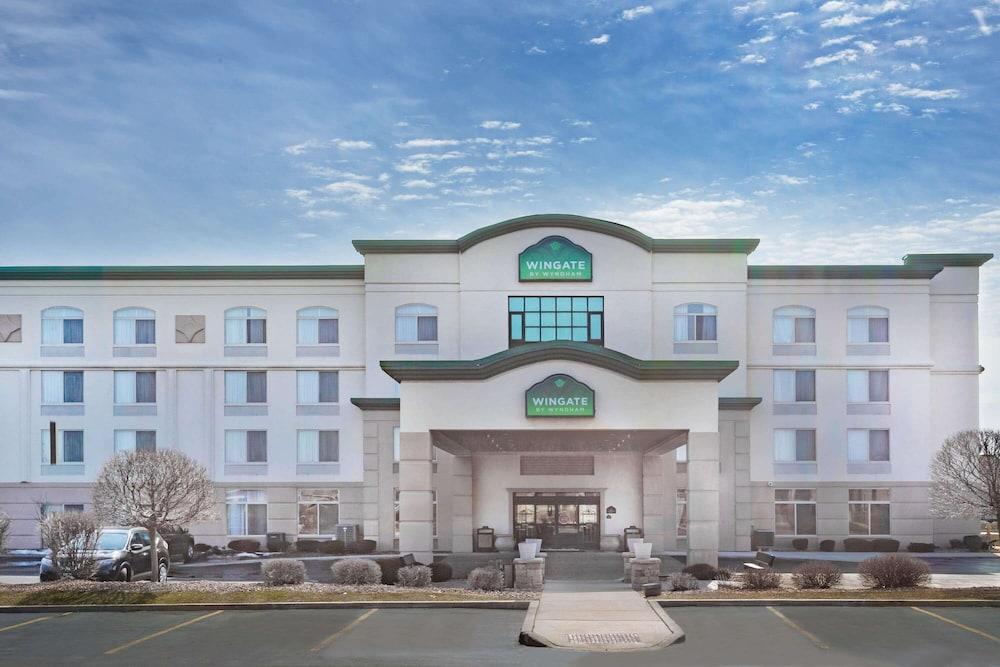 Wingate by Wyndham Tinley Park - Featured Image