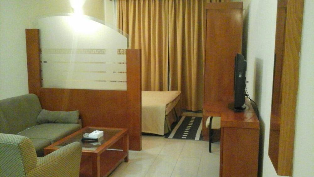 Al Raien Hotel Apartment - Room