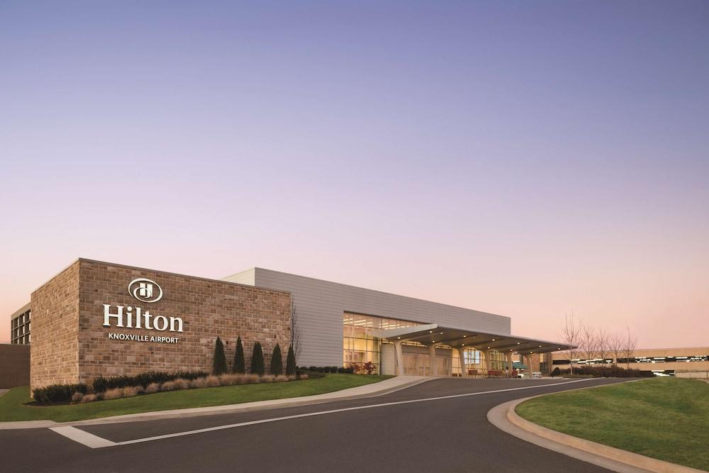 Hilton Knoxville Airport - Exterior