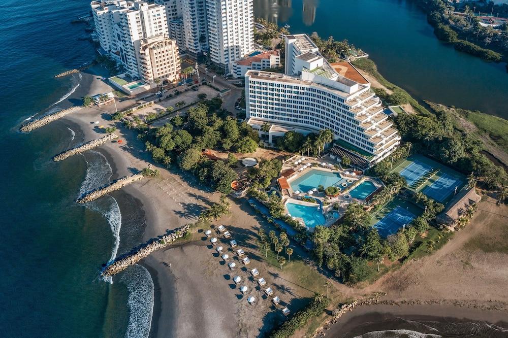 Hilton Cartagena - Featured Image