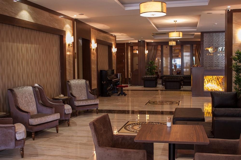 Gorukle Oruc Hotel & SPA - Lobby Sitting Area