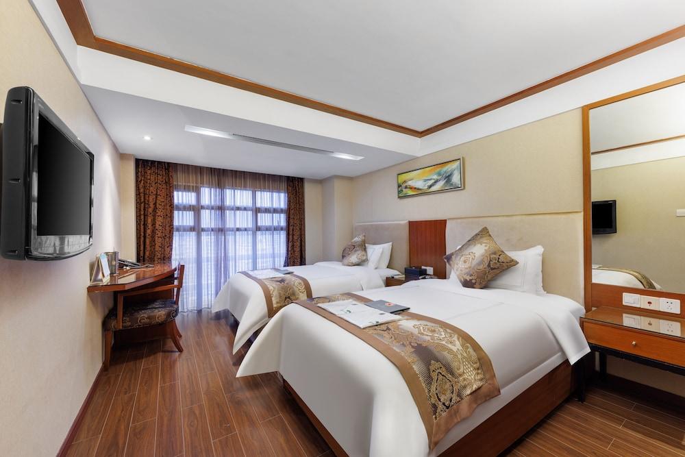 Sun Flower Hotel and Residence - Room