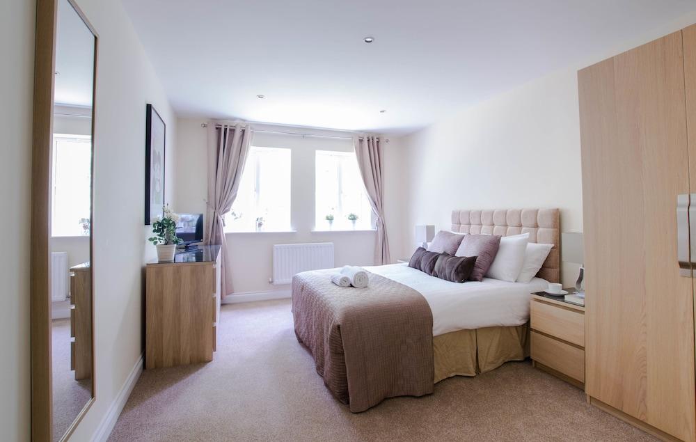 Copthorne Court Serviced Apartments - Room