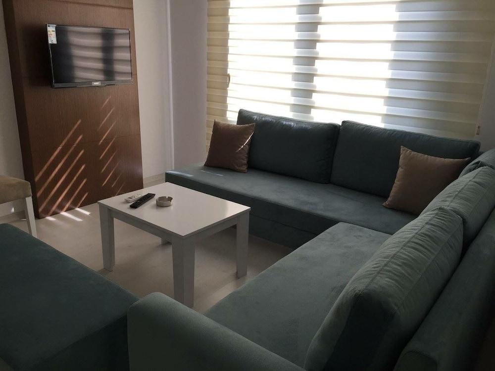 Urgancioglu Apart - Living Room