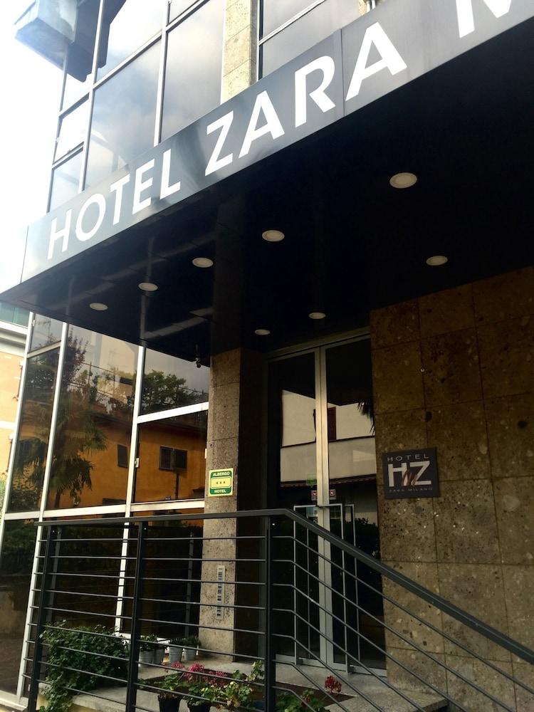 Hotel Zara Milano - Interior Entrance