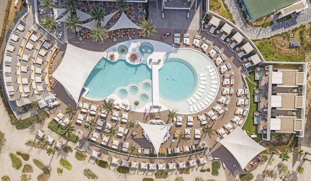 Nikki Beach Resort & Spa Dubai - Pool