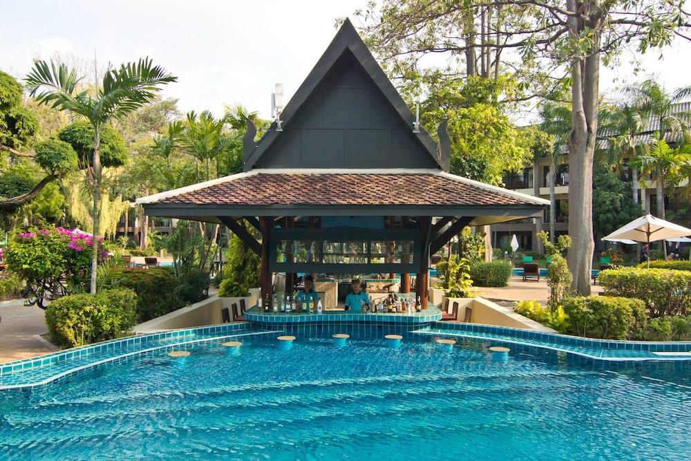Green Park Resort - Outdoor Pool
