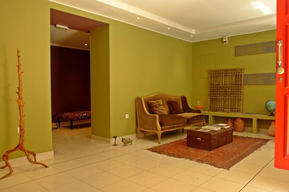 Semeli Hotel - Lobby Sitting Area