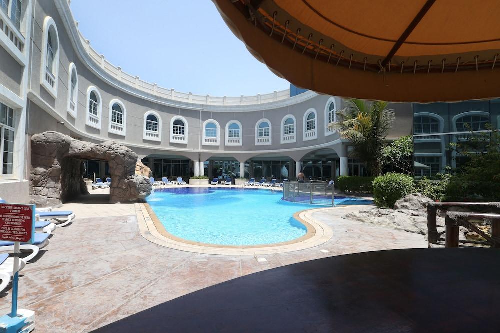 Sharjah Premiere Hotel Resort - Featured Image