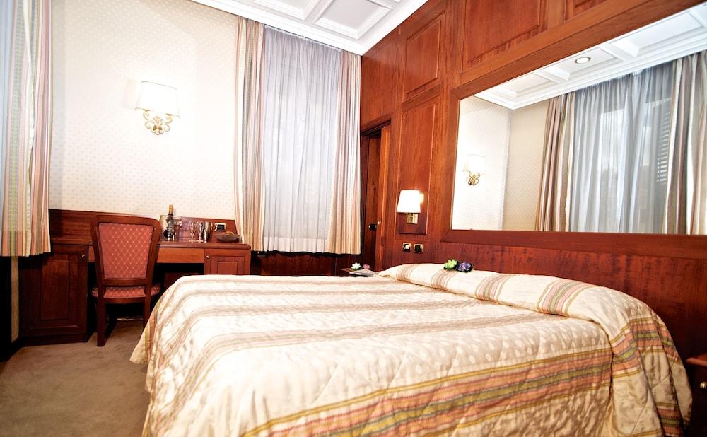 Hotel Dock Suites Rome - Room