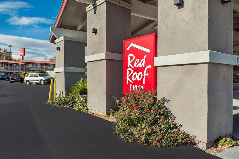 Red Roof Inn Redding - Exterior