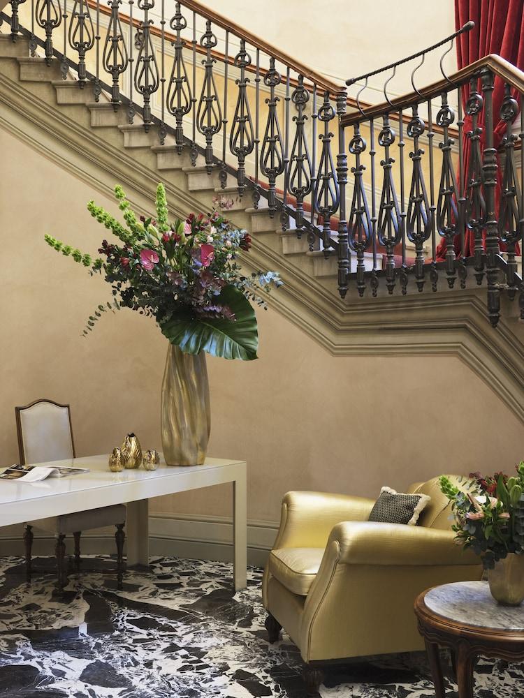 Vista Palazzo Small Luxury Hotel - Reception