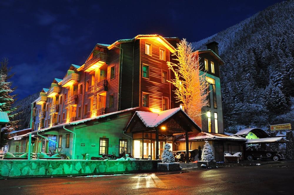 Inan Kardesler Hotel - Featured Image