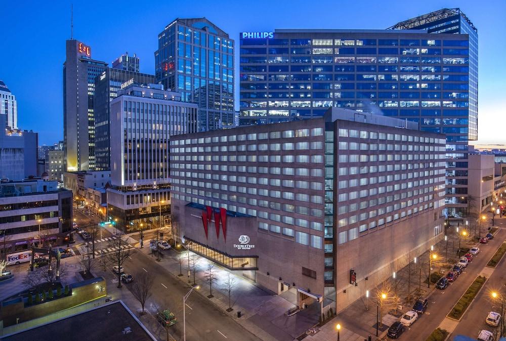 DoubleTree by Hilton Hotel Nashville Downtown - Featured Image