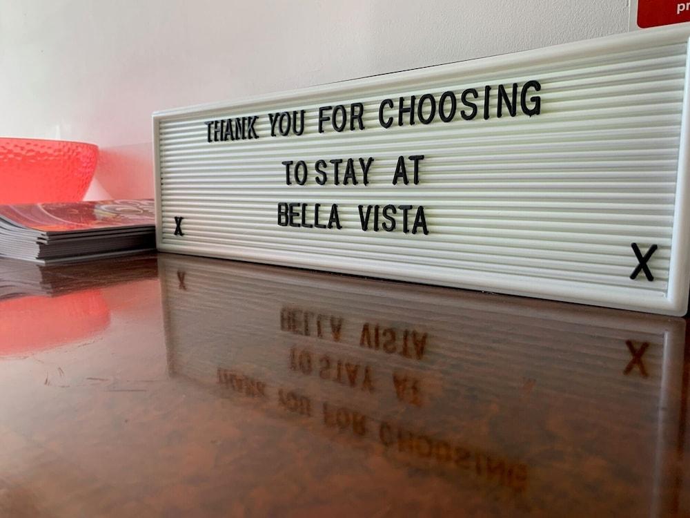 Bella Vista - Lobby