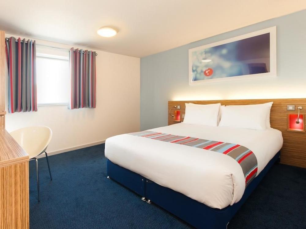Travelodge Manchester Salford Quays - Room