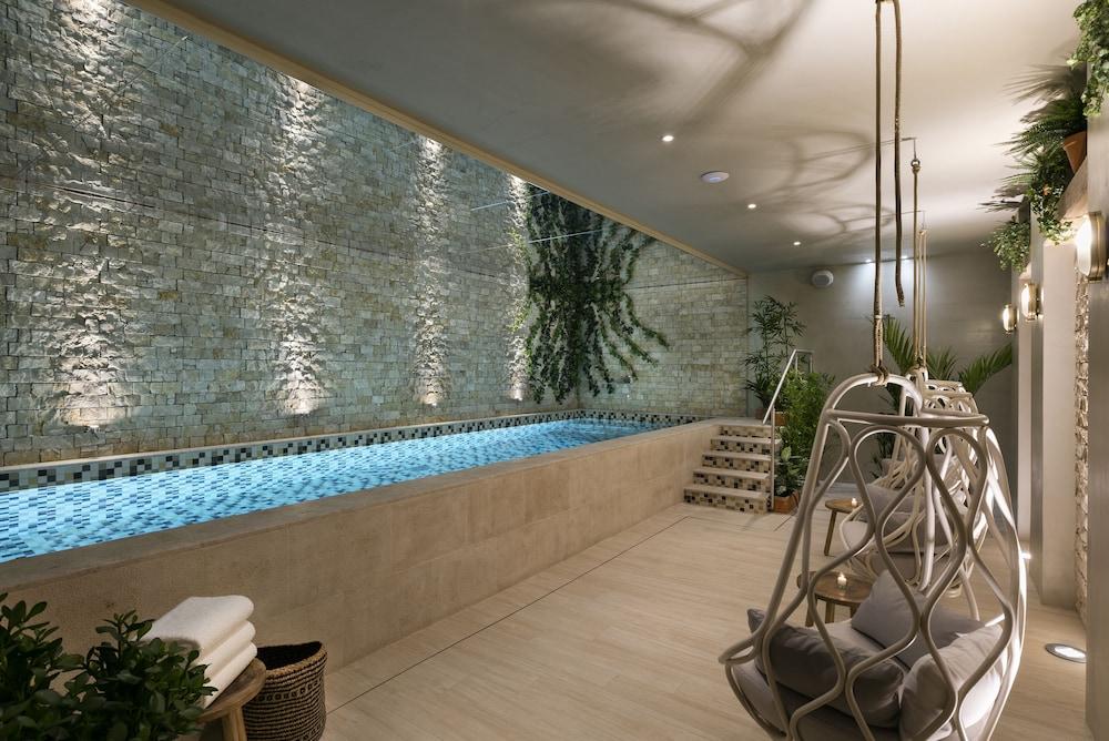 Hotel & Spa Royal Madeleine - Indoor Pool