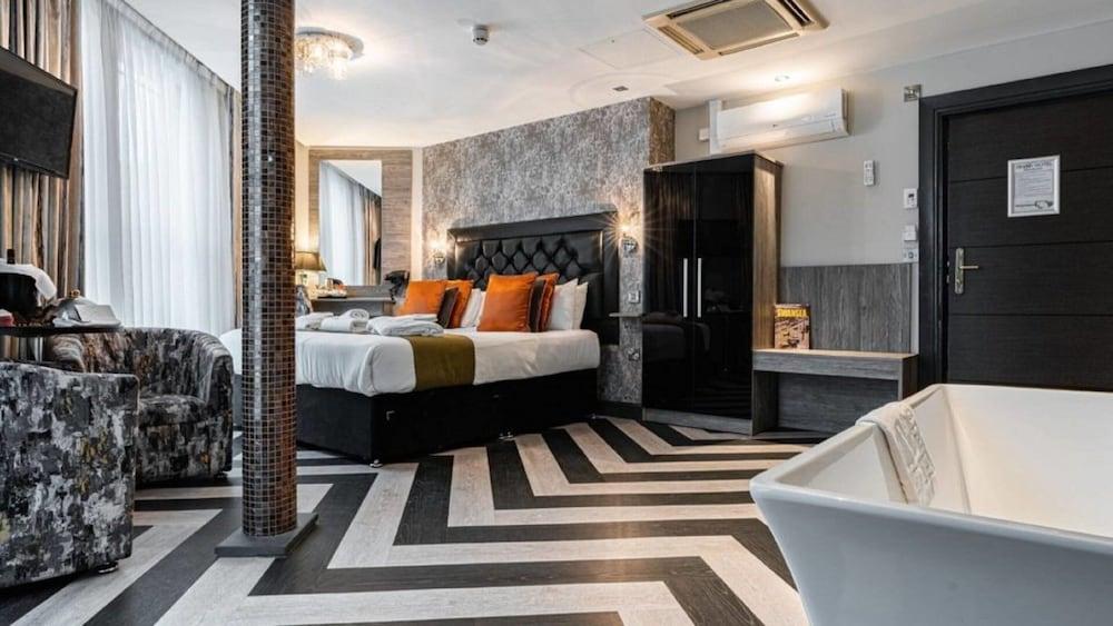 The Grand Hotel Swansea - Room
