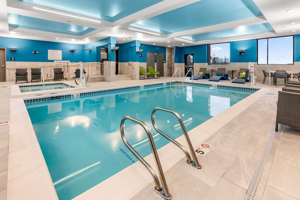 Hampton Inn & Suites Portland Tigard - Pool